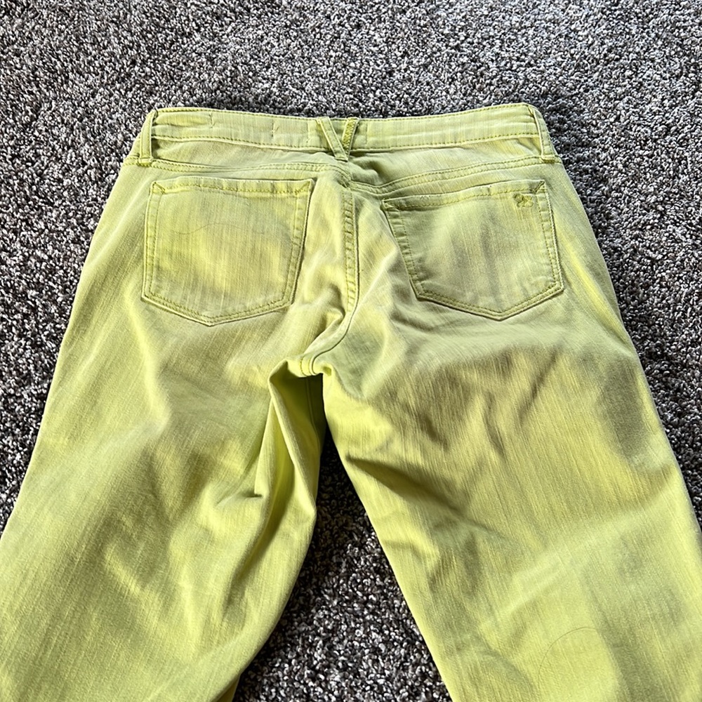 Limegreen capris - Picture 3 of 3